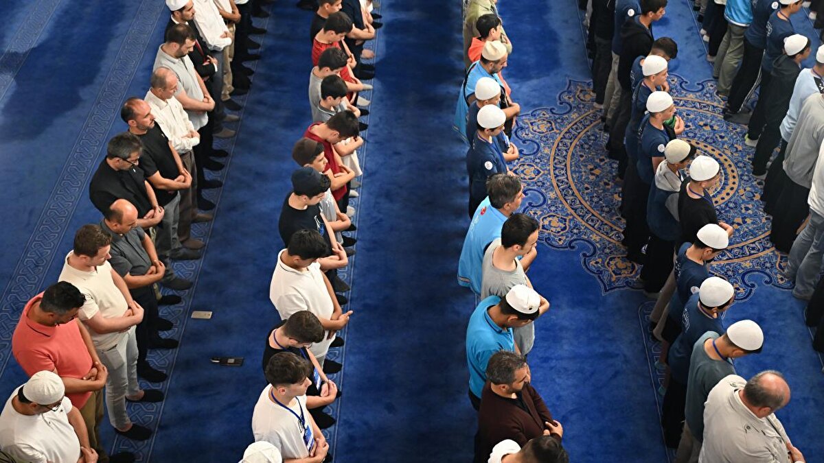 Elazığ: 07:32<br><br>Erzincan: 06:40<br><br>Erzurum: 06:33