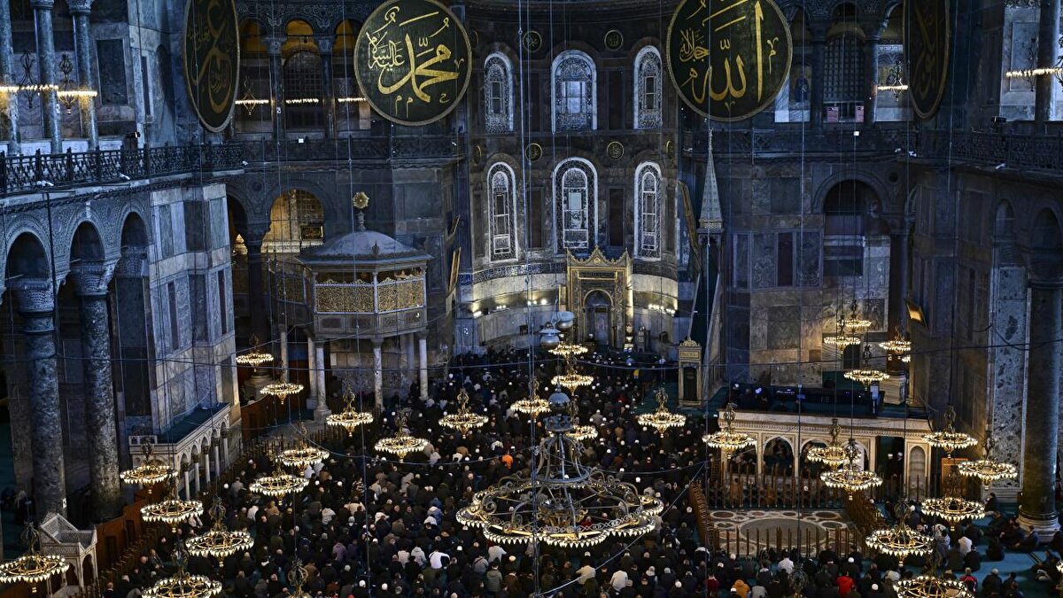 Iğdır: 06:22<br><br>Isparta: 07:16<br><br>Kahramanmaraş: 06:50