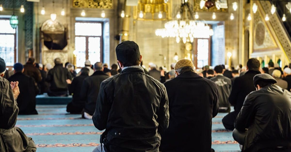 Sinop: 06:57<br><br>Şırnak: 06:28<br><br>Sivas: 06:50