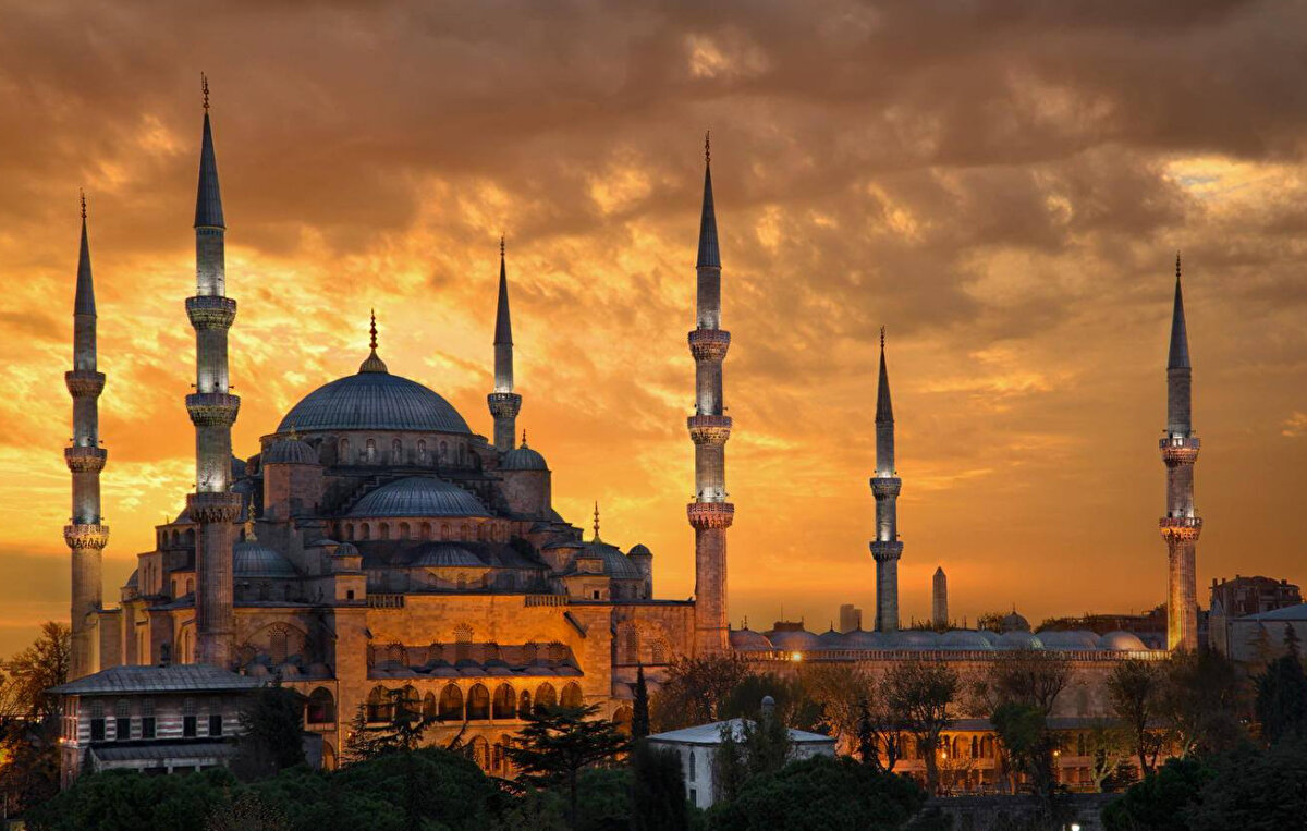 Tunceli: 06:40<br><br>Uşak: 07:20<br><br>Van: 06:25