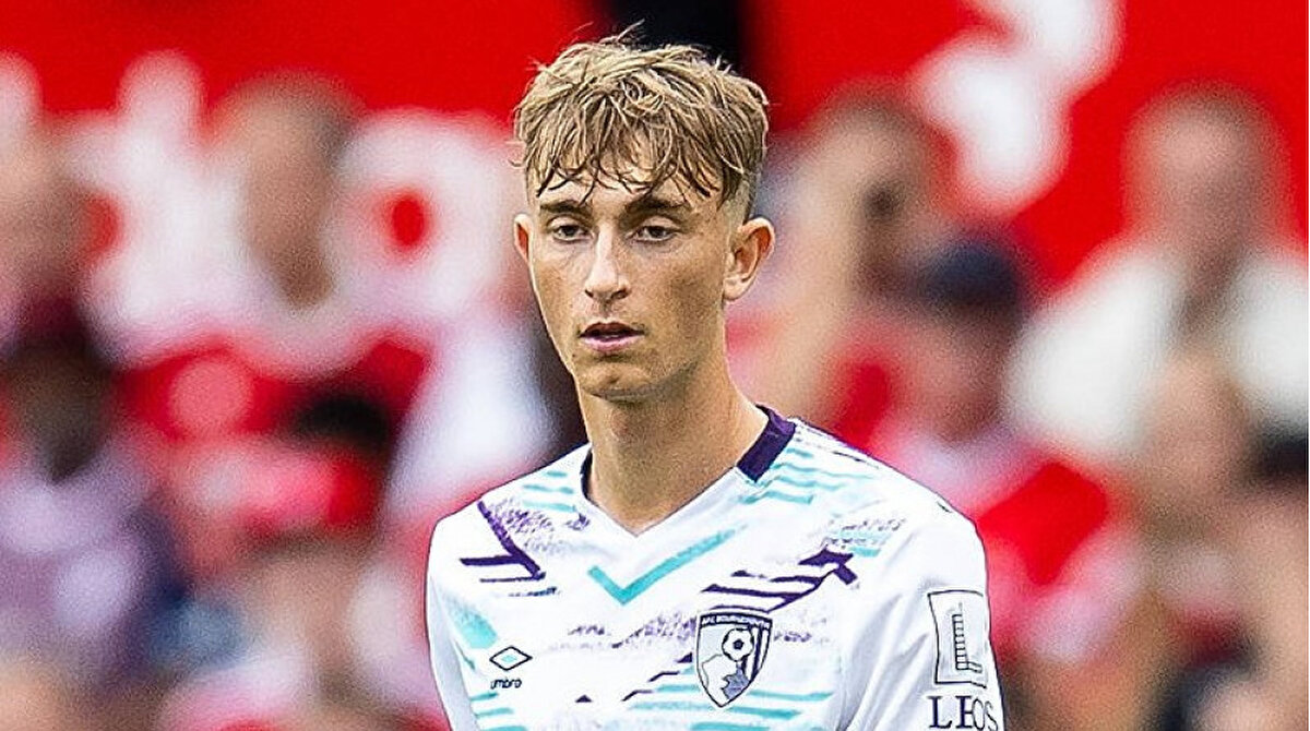 Huijsen, tarihinde ilk kez Avrupa futboluna katılmayı hedefleyen Bournemouth takımının kilit bir oyuncusu. Ayrıca hala FA Kupası'ndalar ve Pazar günü çeyrek finalde Manchester City ile karşılaşacaklar.<br>