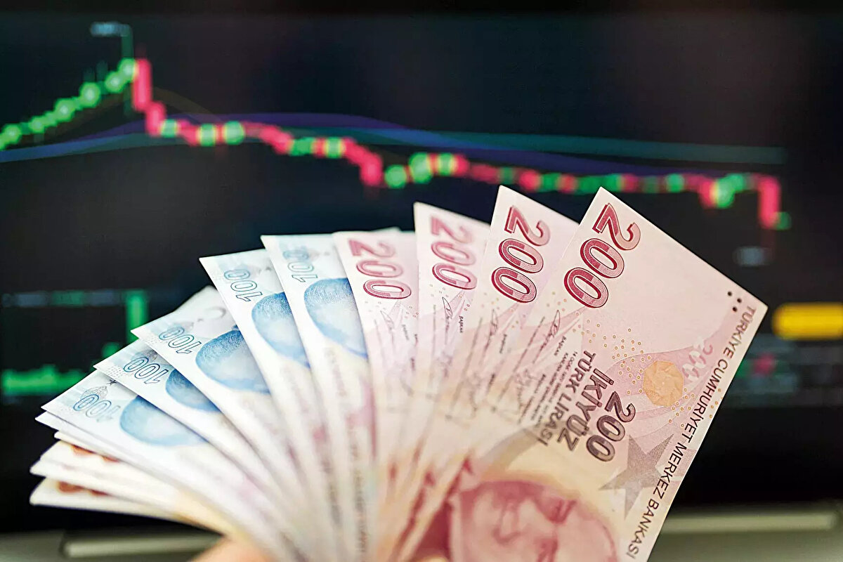 Kategorilerine göre bakıldığında, yatırım fonları arasında en çok kazandıranlar yüzde 0,40 ile "para piyasası" fonları oldu.