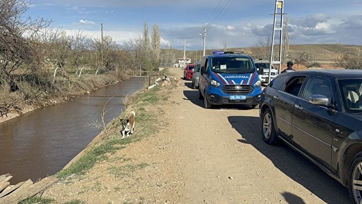 BOĞULARAK YAŞAMINI YİTİRDİ<br>Dalgıç ekipleri kısa sürede olay yerine gelerek suda arama başlattı.