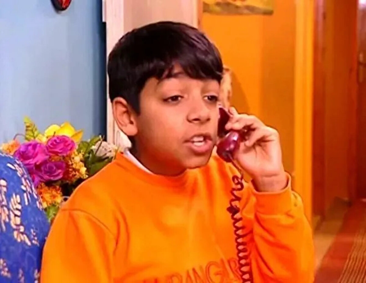 Akıllara yer edinen karakterlerinden Aliş'e hayat veren Karabulut ise değişimiyle dikkat çekiyor.