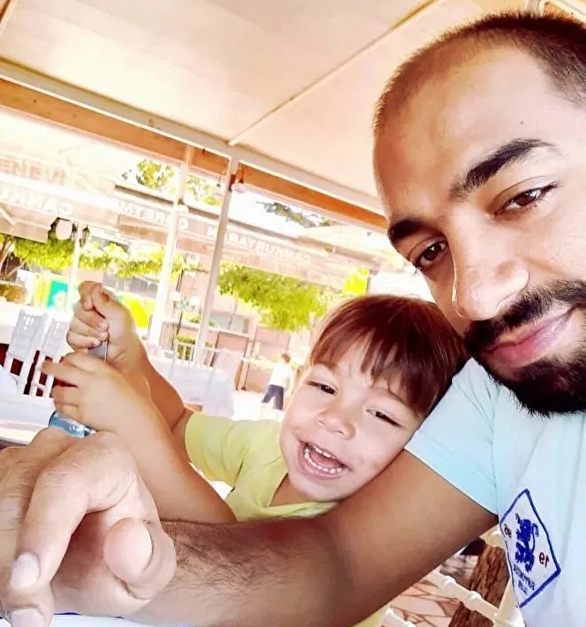 Seyit Karabulut'un oğlu da sevimliliği ile herkesin dikkatini çekiyor.