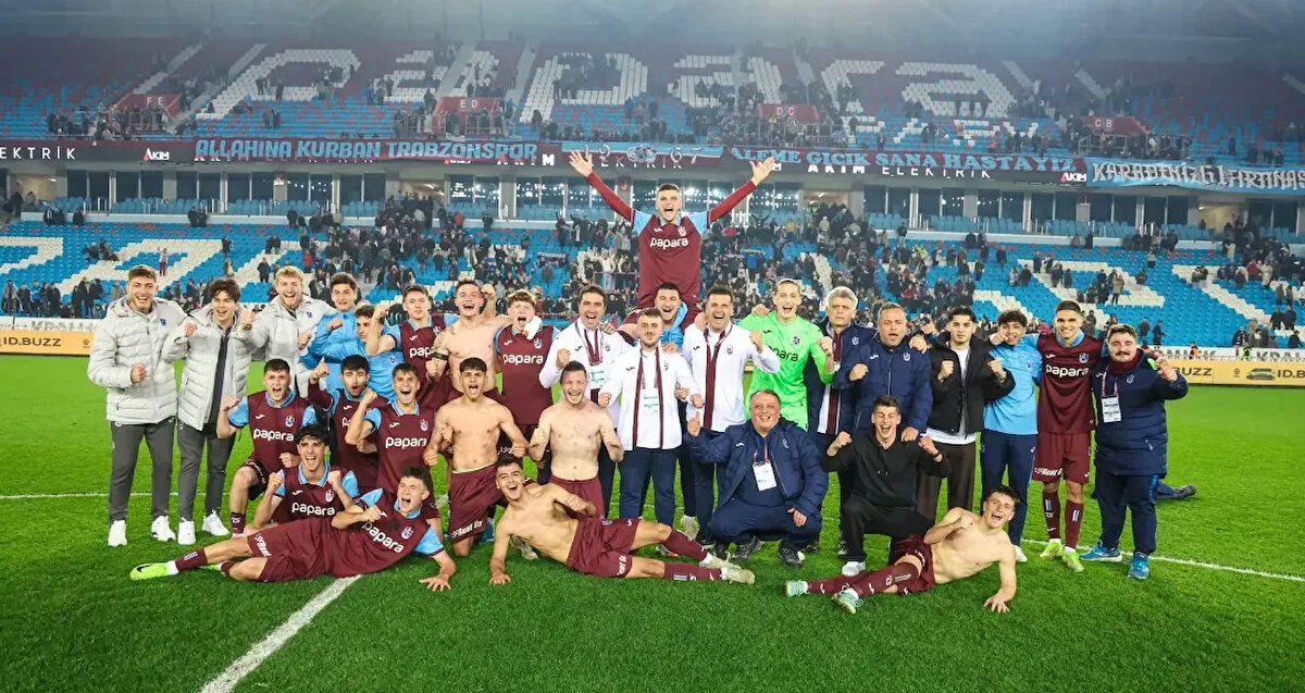 Papara Park’ta oynanacak bu kritik mücadelede bordomavililer, sahasında galip gelerek adını yarı finale yazdırmayı hedefliyor.