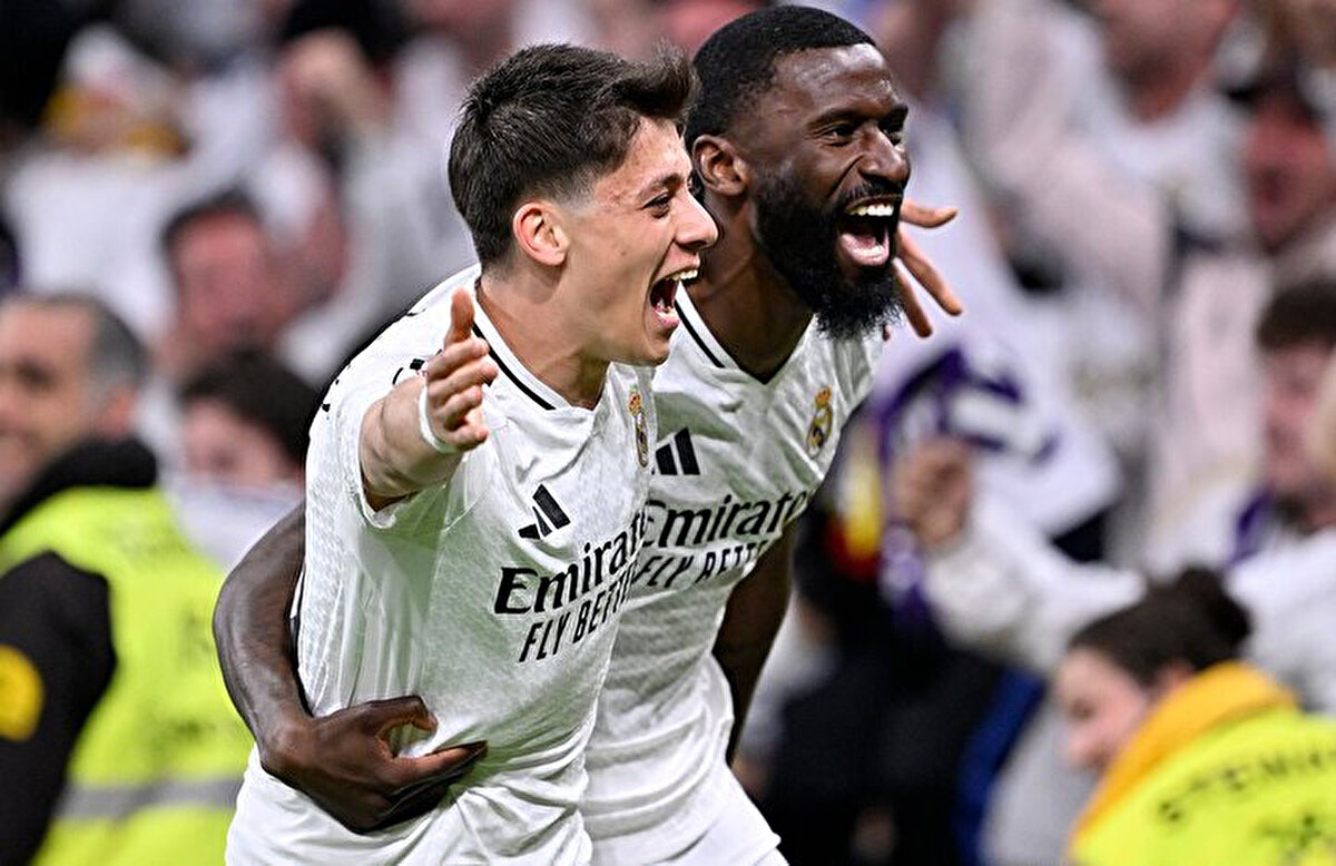 Sosyal medyada da Arda Güler, en çok konuşulan oyuncu konumuna geldi. Arda hakkında yapılan paylaşımlar şu şekilde: