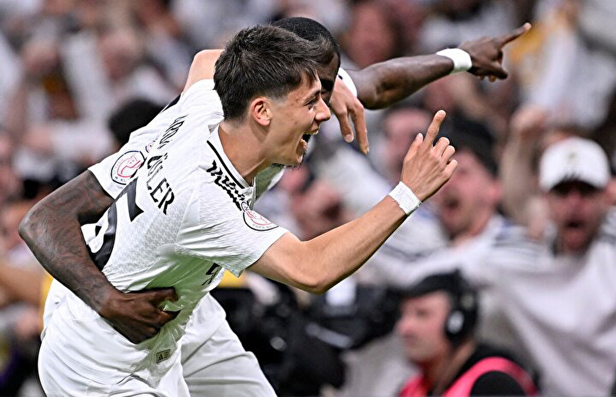 "Rüdiger ve Arda Güler, oyuncu değişikliklerinin en iyileriydi. Ancelotti bu takımı sıfır çalıştırdığı için hâlâ utanç verici ve Real Madrid hiçbir şey oynamıyor"