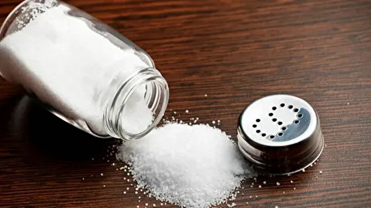 Daha az tuzlu beslenmeye alışmak zaman alabilir, ancak sağlık açısından uzun vadede çok büyük kazanımlar sağlar" diyerek sözlerini tamamladı.