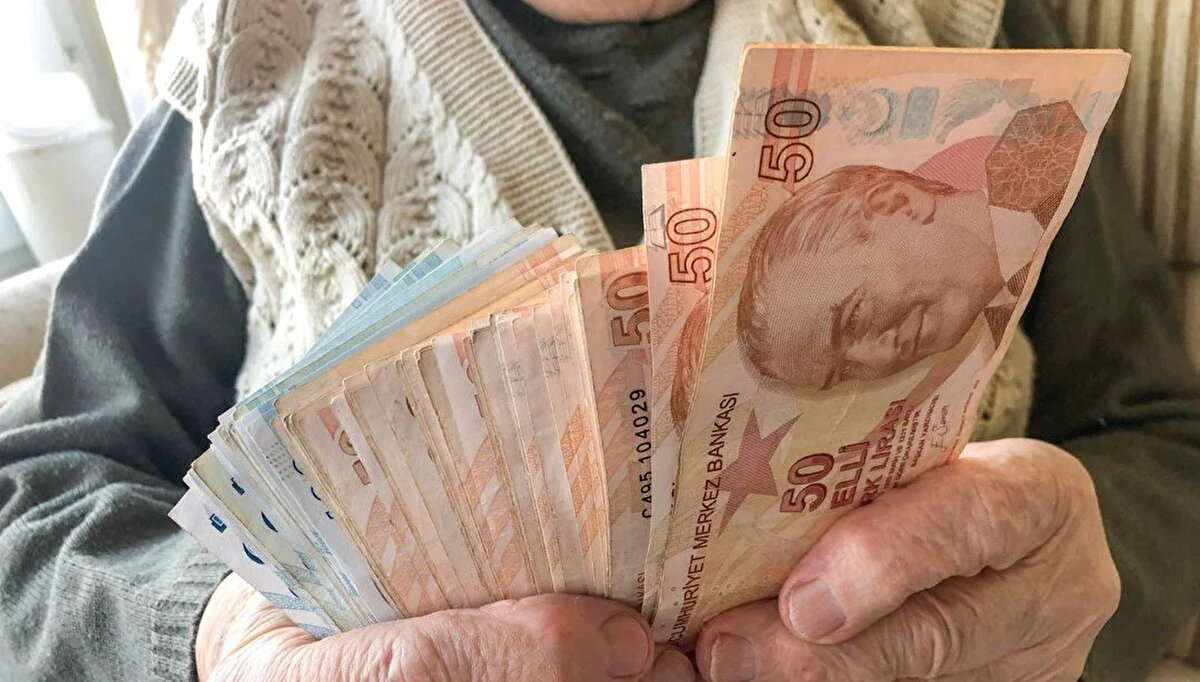 Gurbetçiler de denetim kapsamında <br><br>Ekonomim'in haberine göre, SGK’nın titizlikle yürüttüğü denetimler, yalnızca Türkiye’deki başvuruları değil, yurt dışında yaşayan Türk vatandaşlarını da kapsıyor. 