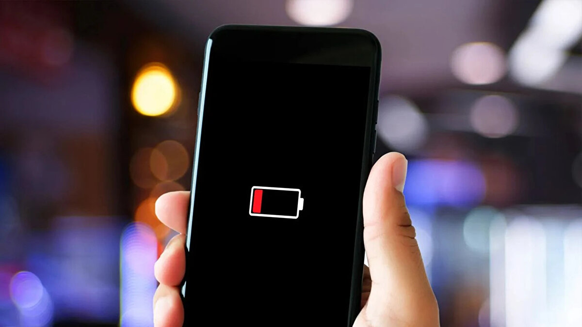 2025 yılı itibariyle pili en çok tüketen uygulamalar belli oldu. Eğer bu uygulamalar yüklü ise ve kullanmıyorsanız hemen telefonlarınızdan kaldırın.