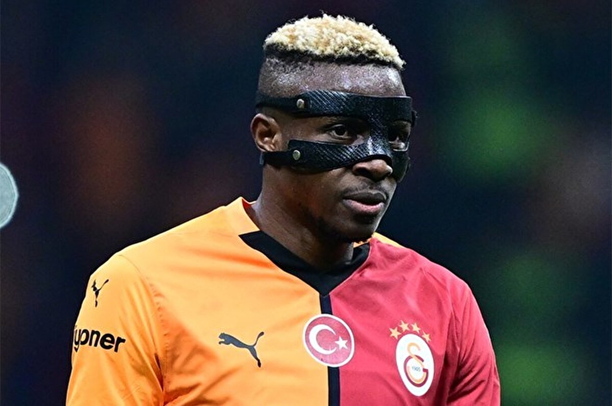 Milliyet gazetesinde yer alan haberde Galatasaray Başkanı Dursun Özbek'in Victor Osimhen için tüm yetkiyi Sportif AŞ Başkenvekili Abdullah Kavukcu'ya verdiği belirtildi. Yıldız golcünün 4 senelik maliyetinin 135 milyon euro olduğu ve sarı-kırmızılı yönetimin Osimhen için hiçbir fedakarlıktan kaçınmayacağı aktarıldı.