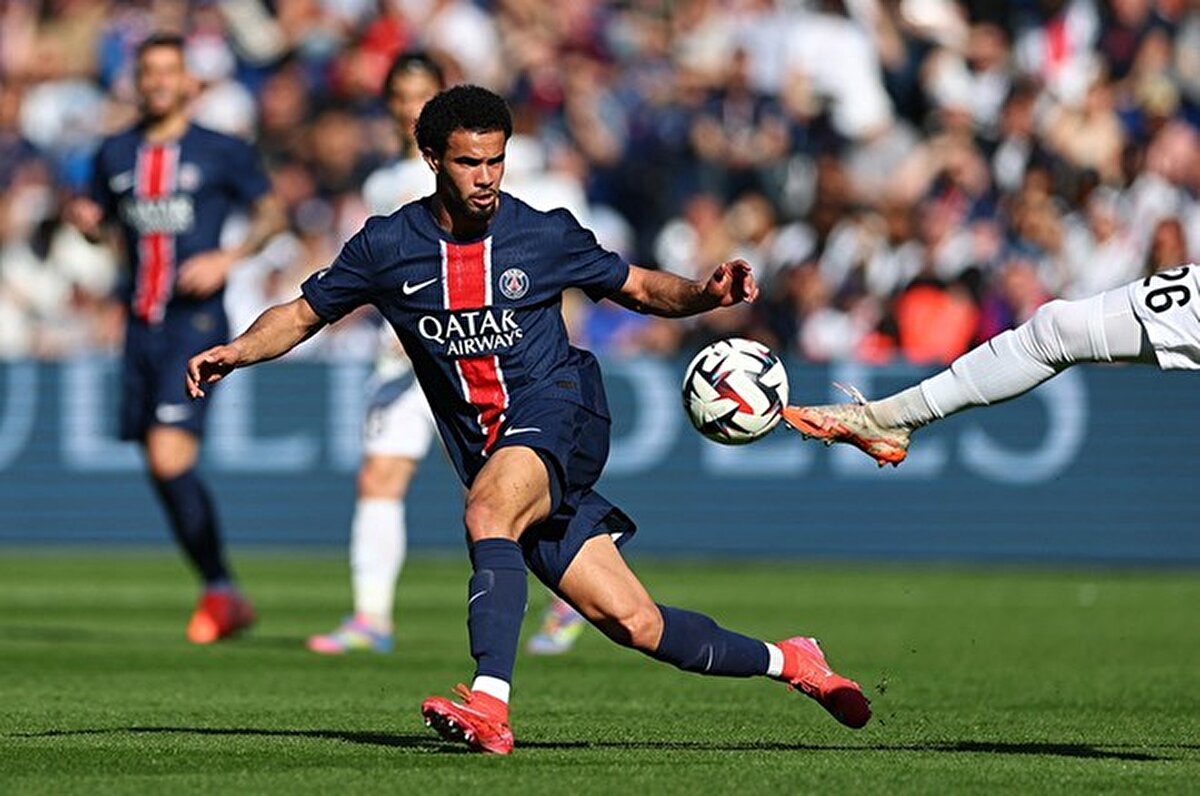 Fransa Ligue 1'in 28. haftasında PSG, düşmemeye oynayan Angers'i konuk etti.