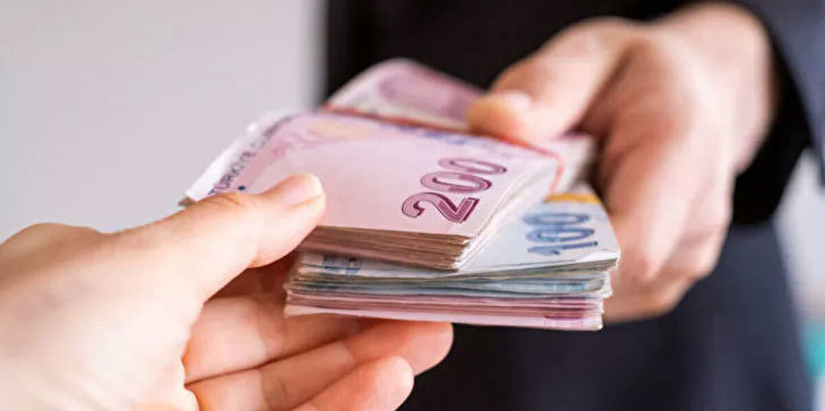 150 bin TL faizsiz evlilik kredisi<br><br>Yeni yuva kurmak isteyen çiftler için başlatılan finansman desteği kapsamında, 48 ay vadeli, ilk 2 yılı geri ödemesiz, toplam 150 bin TL tutarında faizsiz kredi veriliyor. Evlilik kredisine bugüne kadar 50 binden fazla başvuru yapıldığı açıklandı.