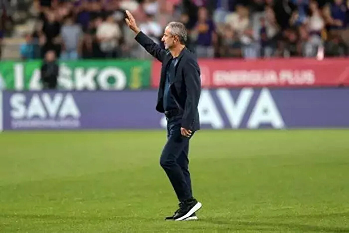 'İRAN VE ÇEVRESİNE YAYILMIŞ DURUMDA' <br>Anladığım kadarıyla bu hastalık İran ve çevresine yayılmış durumda. Bu duruma rağmen futbolcularıma çabalarından dolayı teşekkür ediyorum."