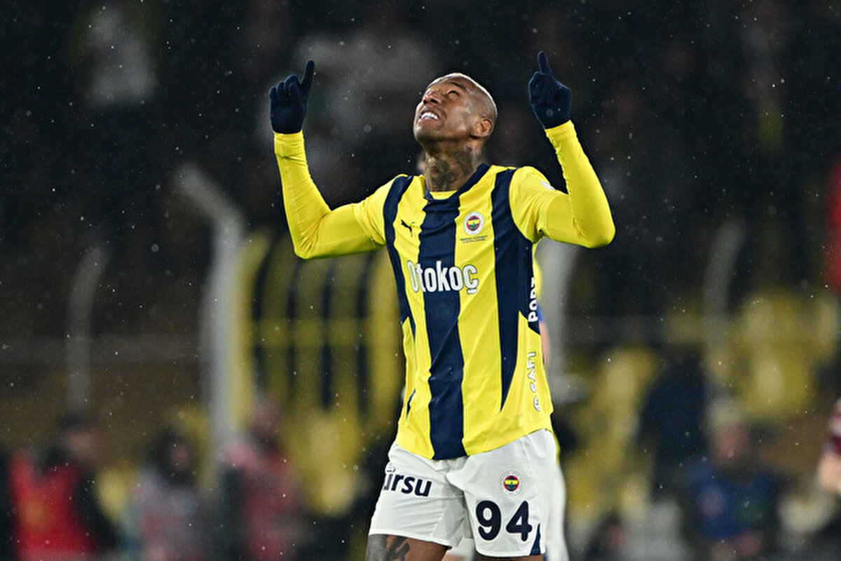 Geçtiğimiz sezon ve bu sezon Trabzon'da oynanan karşılaşmalardan galip ayrılan sarı-lacivertliler bugün de kazanarak 3 maçlık seri yakaladı.