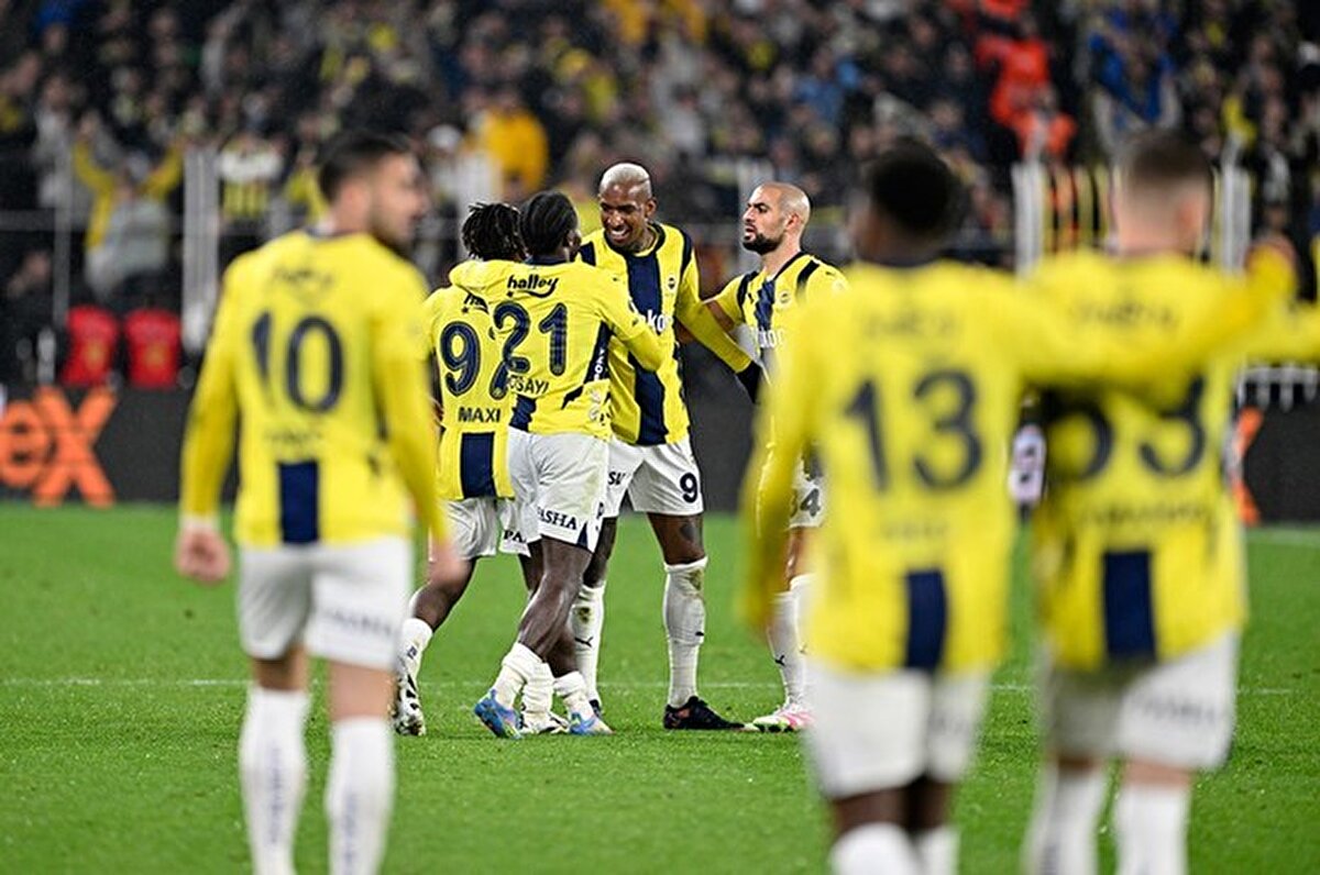 Fenerbahçe - Lazio müsabakasının 30 ya da 31 Temmuz oynanacağı belirtilirken, karşılaşmanın nerede oynanacağı ise henüz belli değil.