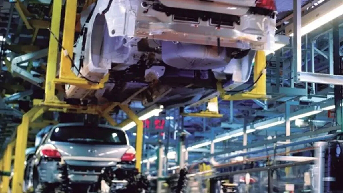 İtalya – 1,76 milyon adet (0%)