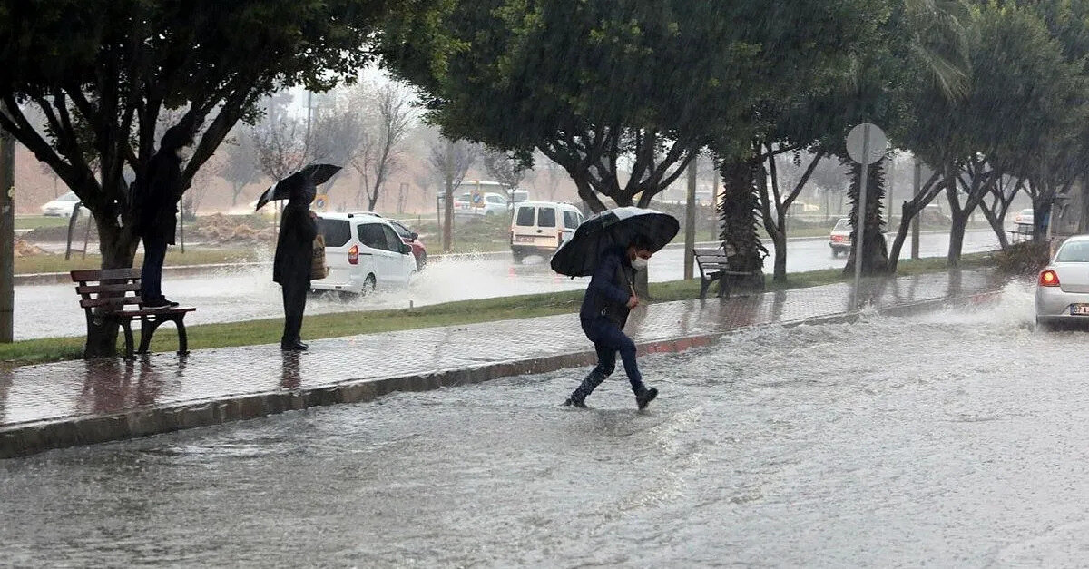 Antalya: Çok bulutlu, sağanak yağışlı 19