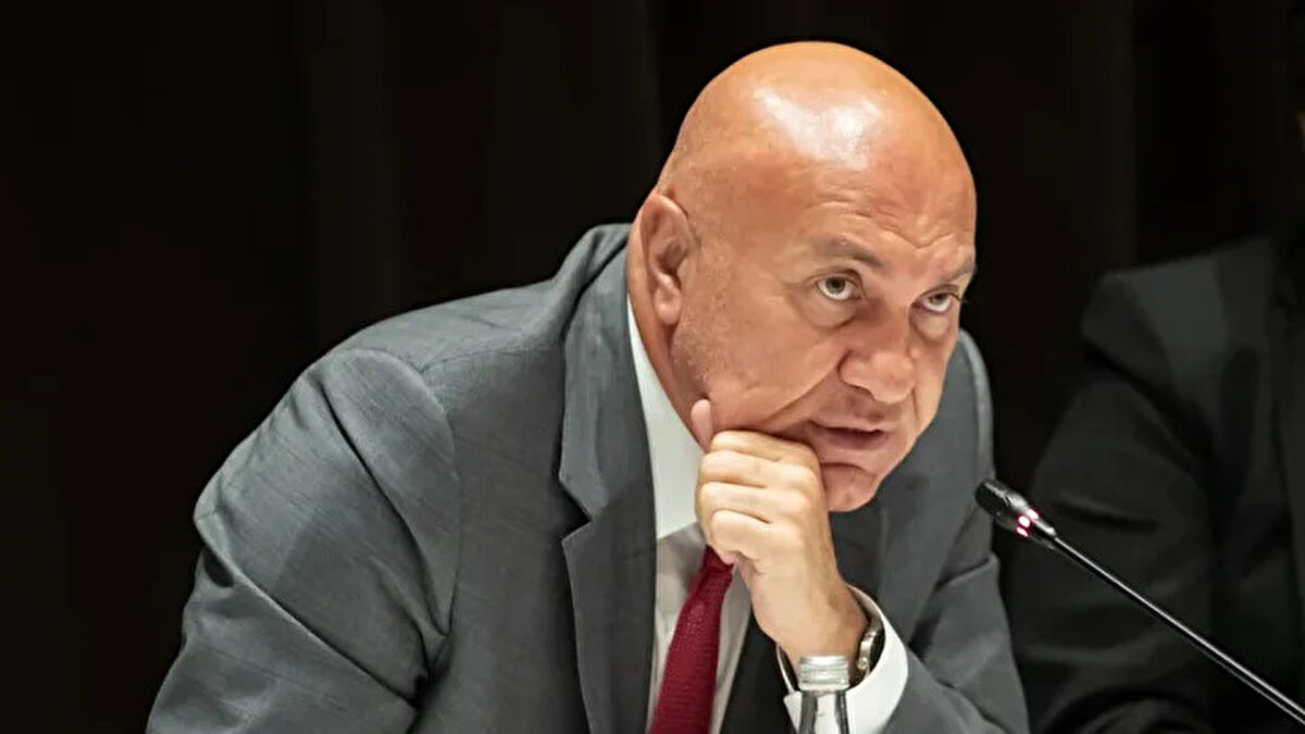 Ben bunun için gelmedim, işlerimi güçlerimi bırakıp geldim. Bir daha da böyle olursa gelmem dedim.<br>