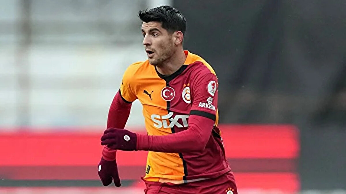 Galatasaray'ın ara transfer döneminde Milan'dan kiralık olarak kadrosuna kattığı Alvaro Morata'nın sezon sonunda ülkesi İspanya'ya dönebileceği ileri sürüldü.<br>