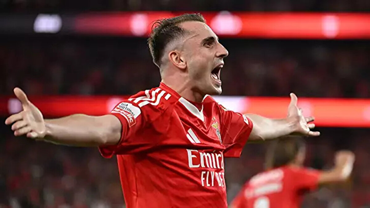 Portekiz'de iyi bir sezon geçiren milli futbolcunun son haftalardaki form grafiğinden sonra İngiliz devinin ilgisini iyice kendine çekmeyi başardığı belirtildi.<br>