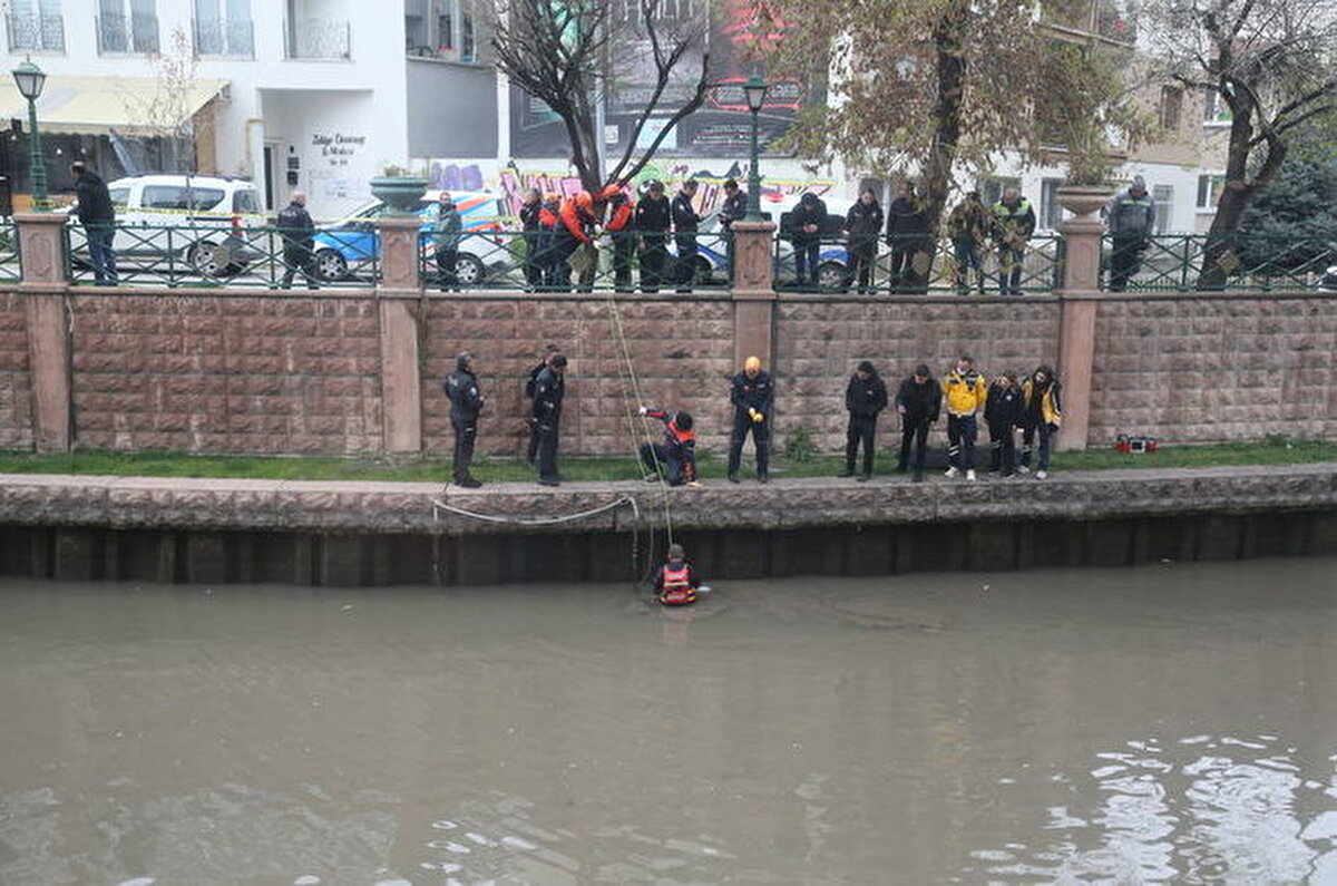 Şüpheler içeren olayla ilgili soruşturma başlatıldı.