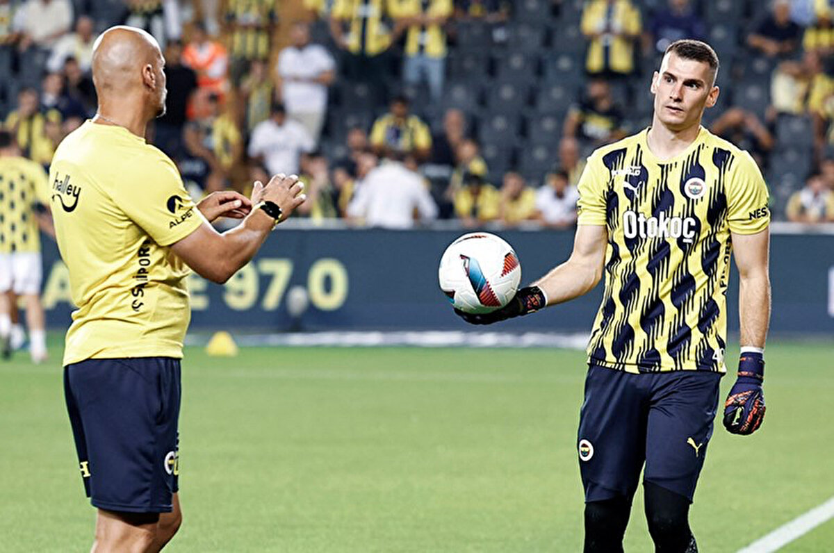 Haberde Fenerbahçe'nin Dominik Livakovic'ten en az 10 milyon euro bonservis geliri beklediği vurgulandı.<br>