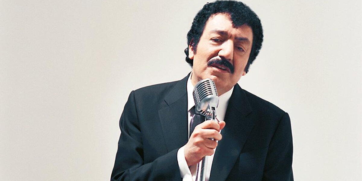 Ünlü sanatçı Müslüm Gürses’in “Biz Babadan Böyle Gördük” adlı eserini yeniden seslendiren Semicenk hakkında açılan dava çözüme kavuştu. Merhum sanatçının mirasçısı Emin Erlikhan Kısa, şarkının izinsiz şekilde ve Gürses ile düet yapılmış gibi lanse edildiğini öne sürerek hukuki süreci başlatmıştı.