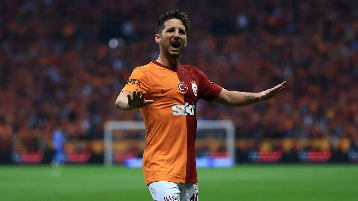 Mertens, Napoli'den de takım arkadaşı olan Victor Osimhen ile ilgili çarpıcı açıklamalarda bulundu.<br><br>