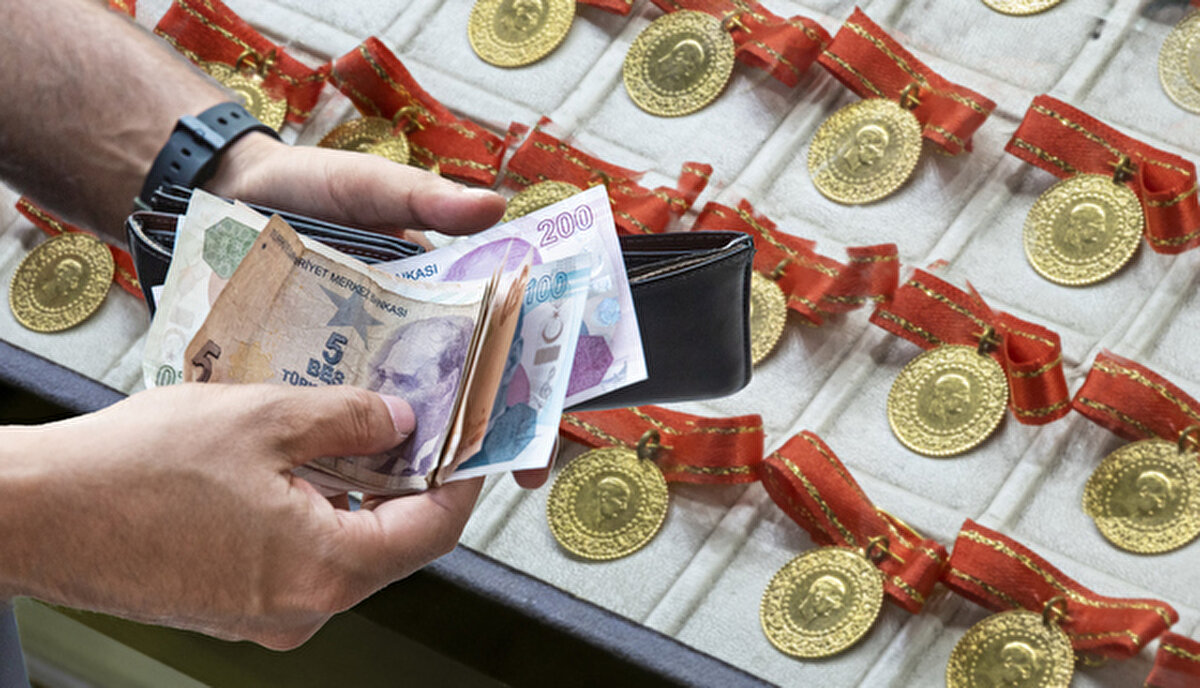 YARIM ALTIN FİYATI<br><br>Alış: 13.032,00<br><br>Satış: 13.166,00