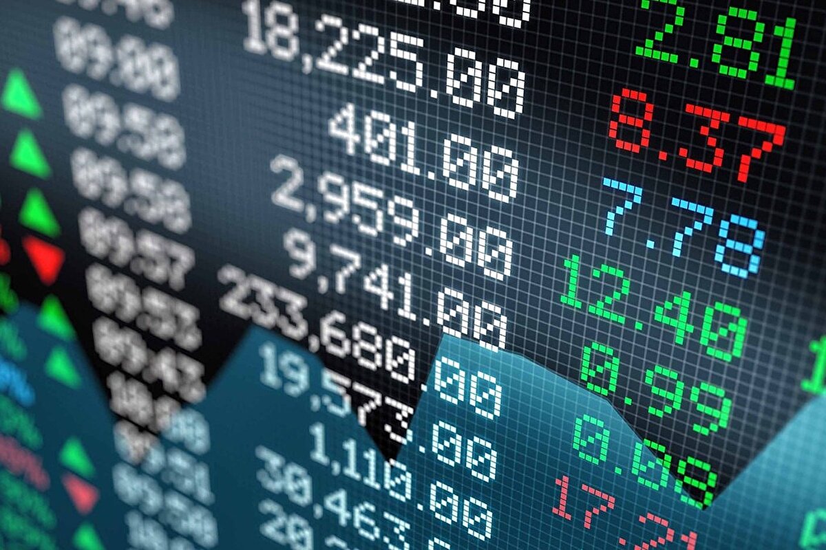 Şirketler, mali yıl sonunda elde ettikleri kârı hissedarlarına nakit olarak ödeyebileceği gibi, temettü hissesi (bedelsiz pay) şeklinde de dağıtabilirler. Hisse dağıtım yöntemi sahip olduğunuz hisse senedi miktarını artırarak, şirketin sermayesindeki katılımınızı yükseltir. Bazı durumlarda şirket ödeme şeklini sizin seçiminize bırakır. Böylece kendi finansal ihtiyaçlarınıza göre en uygun seçeneği tercih edebilirsiniz.<br> <br><br>Öte yandan Şirketlerin yılsonu kapanışını beklemeden 3, 6 ve 9 aylık finansal sonuçları baz alarak avans kar payı ödemesi yapmaları da mümkündür.