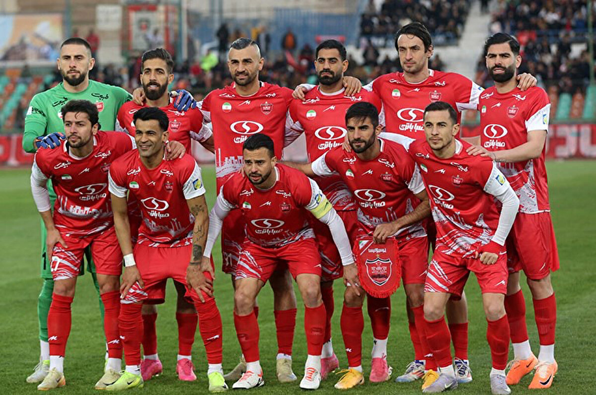 İran basınında ise Persepolis ve Kartal için eleştiri dozu artmaya başladı. Son olarak İran Milli Takımı'nda yardımcı antrenör olarak çalışan Javad Manafi, Tasnim'e verdiği röportajda Persepolis'in gerekli motivasyondan yoksun olduğunu belirterek, teknik ekibin bu sorunu çözmesi gerektiğini savundu.<br>