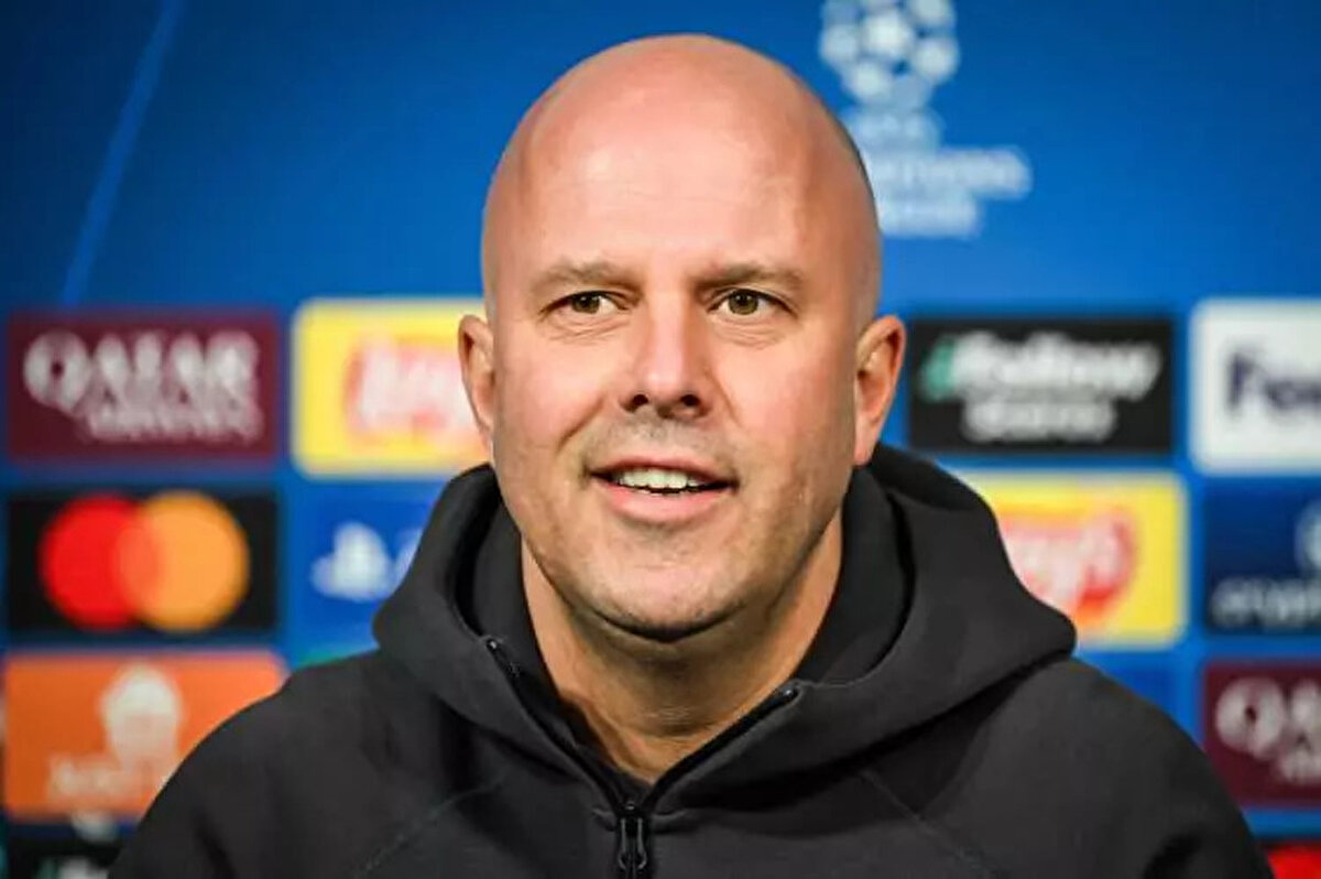 15-Arne Slot (Liverpool): 6,4 milyon sterlin