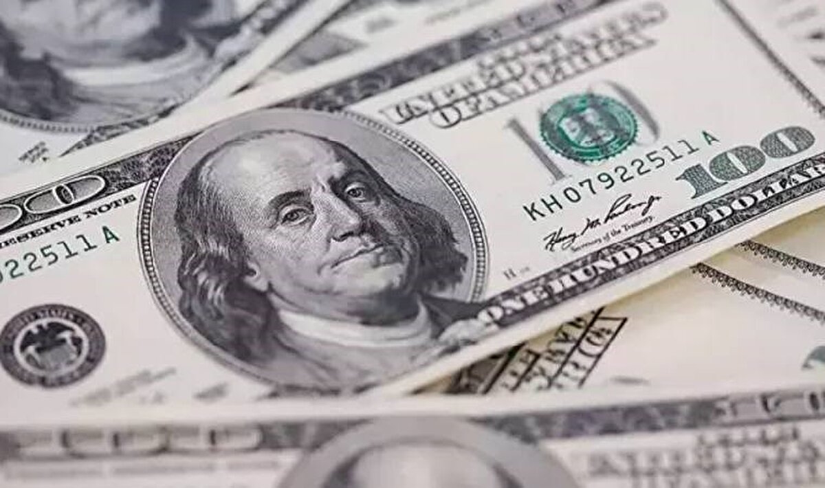 Küresel piyasalarda yaşanan dalgalanmalar, hem yurtiçindeki hem de uluslararası yatırımları bulunan Türk milyarderlerin servetlerini doğrudan etkilerken, Forbes Dergisi’nin yayımladığı Türk milyarderler listesi de önemli ölçüde değişti.