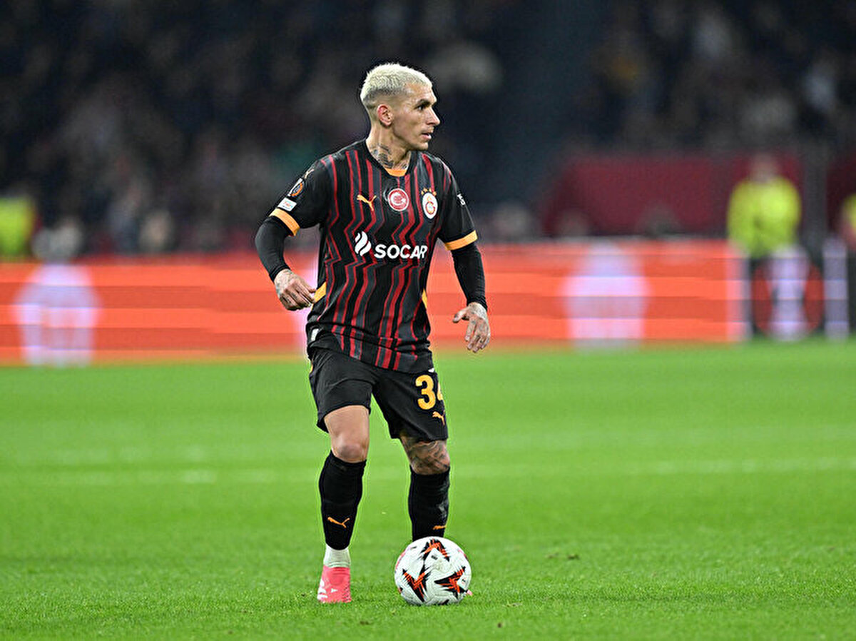 27 yaşındaki futbolcu bu sezon Sarı- Kırmızılı forma ile Süper Lig'de 41 maçta boy gösterirken 2 gol ve 7 asist yapma başarısı gösterdi.<br>