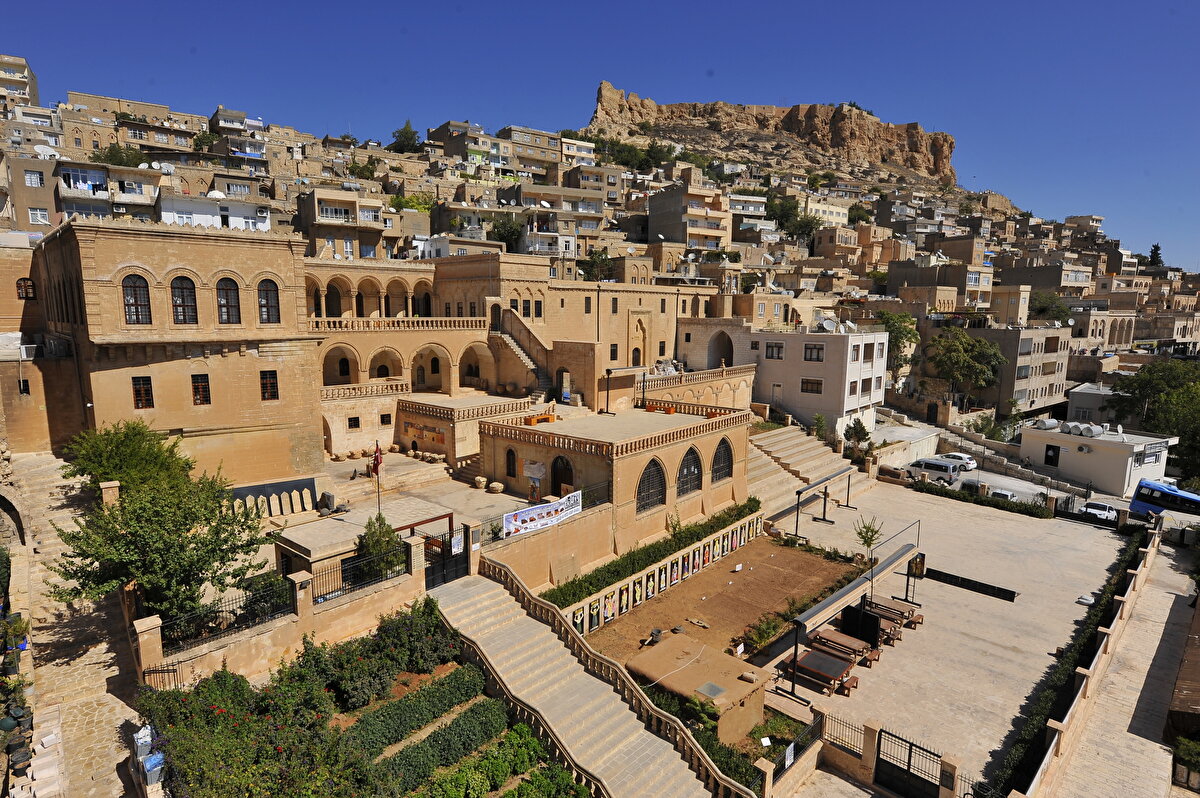Mardin, 3. derece deprem bölgesinde yer alarak daha az riskli illerden biri olarak öne çıkıyor.