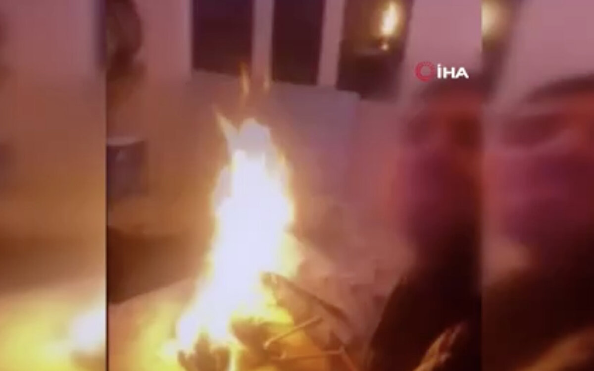 Olayla ilgili inceleme başlatıldı. Olayın görgü tanıklarından Ebubekir Burunsuz, "Aile arasında bir kavga meydana geldi.