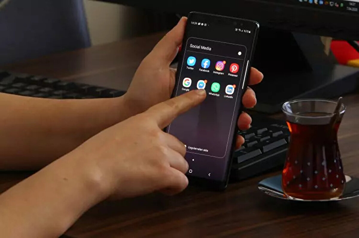 Yüzde 20’lik pazar payı ile ilk sırada Samsung yer alırken, yüzde 18’lik paya sahip Apple ise ikinci sırada yer aldı. Araştırma sonuçlarına göre listenin tamamı şöyle: