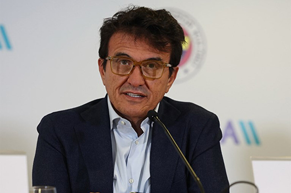 Hulusi Belgü, Fenerbahçe'nin Sivasspor ile oynadığı maçın ardından, "Trabzonspor maçları zor. Takım ismi vermek doğru olmaz. Samsun maçında nasıl futbol oynandığını hepimiz gördük." demişti.<br>