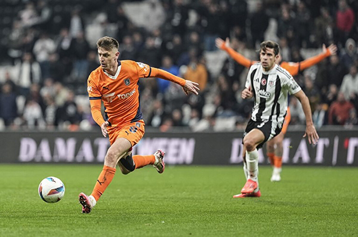 Trendyol Süper Lig'in 31. haftasında Başakşehir'e mağlup olarak ligdeki son 5 maçında üçüncü yenilgisini alan Beşiktaş'ta sezon sonunda kadroda büyük bir değişim yaşanabilir.<br>