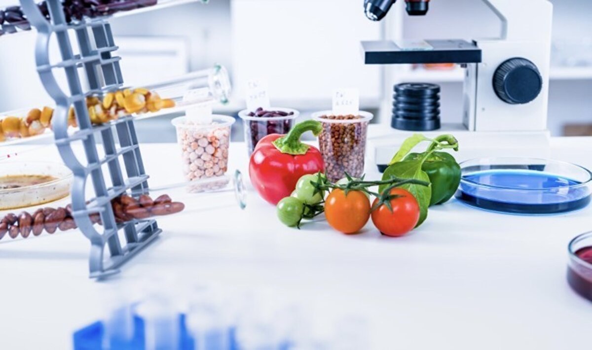 Laboratuvarda tespit ediliyor<br><br>Yapılan denetimler sonucunda alınan numuneler, Tarım ve Orman Bakanlığı'na bağlı laboratuvarlarda detaylı analizlerden geçiriliyor. Ürün içeriklerinin mevzuata uygun olup olmadığı bu analizlerle ortaya çıkarılıyor.