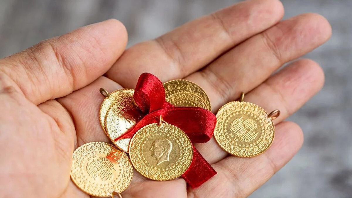 Çeyrek altın<br><br>Alış: 6.720<br>Satış: 6.771