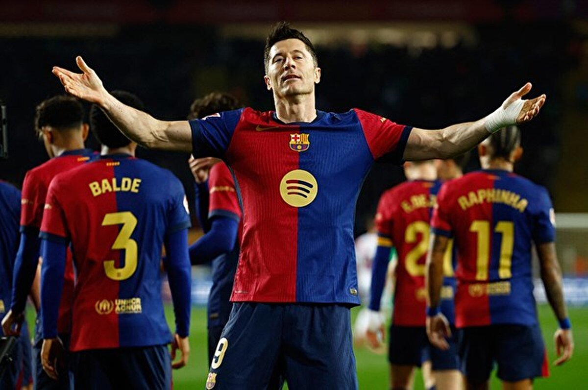 Organizasyonda gol krallığı yarışında 2 ve 3. sıradaki Barcelonalı iki futbolcu, bu sezon toplamda 23 gol kaydetti. Barcelona, UEFA Şampiyonlar Ligi'nde yarı finale kadar attığı 37 golle sezonun en çok gol atan takımı konumunda bulunuyor. İspanyol ekibini, Alman kulüpleri Borussia Dortmund ve Bayern Münih, 31'er gol ile takip ediyor.