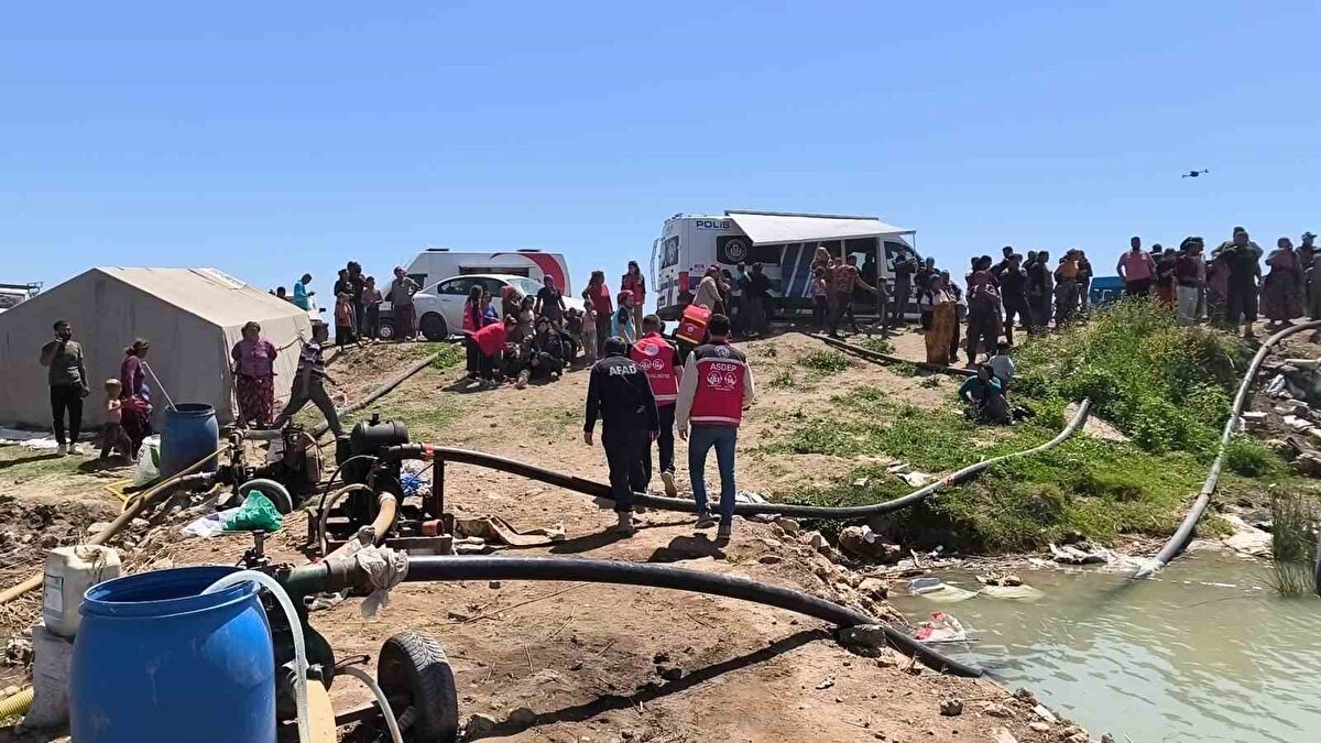 Çocuk bulunamayınca durum jandarmaya bildirildi. İhbar üzerine bölgeye jandarma ve AFAD ekipleri sevk edildi.
