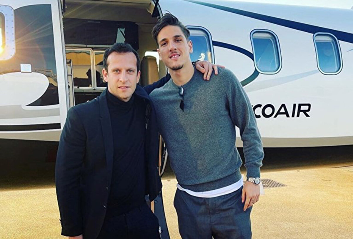 "Galatasaray için transfer görüşmesi yaptığım oyuncularla Fenerbahçe'nin de ilgilendiğini fark ettim. Örneğin Zaniolo ve Skriniar transferinde olduğu gibi.<br>