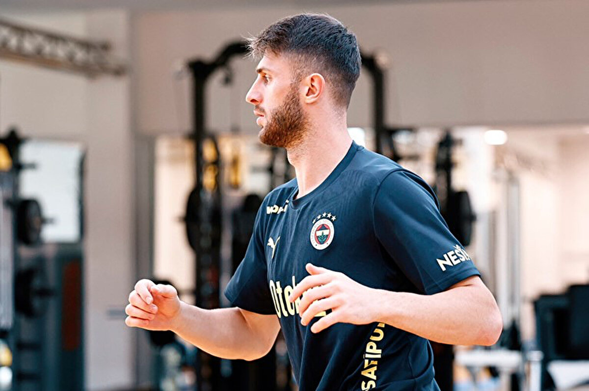 Milli futbolcu bu karşılaşmalarda gol ya da asist katkısı veremedi.<br>