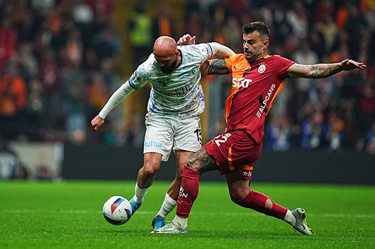 Sarı kırmızılıların gollerini Lucas Torreira ve Davinson Sanchez attı.<br>