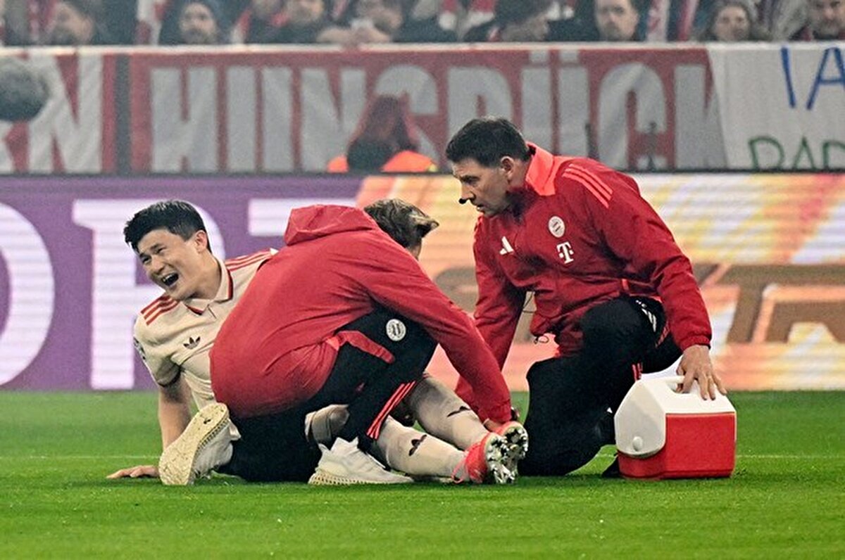 Alman kulübünün, 28 yaşındaki stoper için bir transfer planlaması yaptığı ve 50 milyon Euro civarında teklif yapan bir kulüp olursa Kim Min-jae'yi bu yaz satacağı belirtildi.