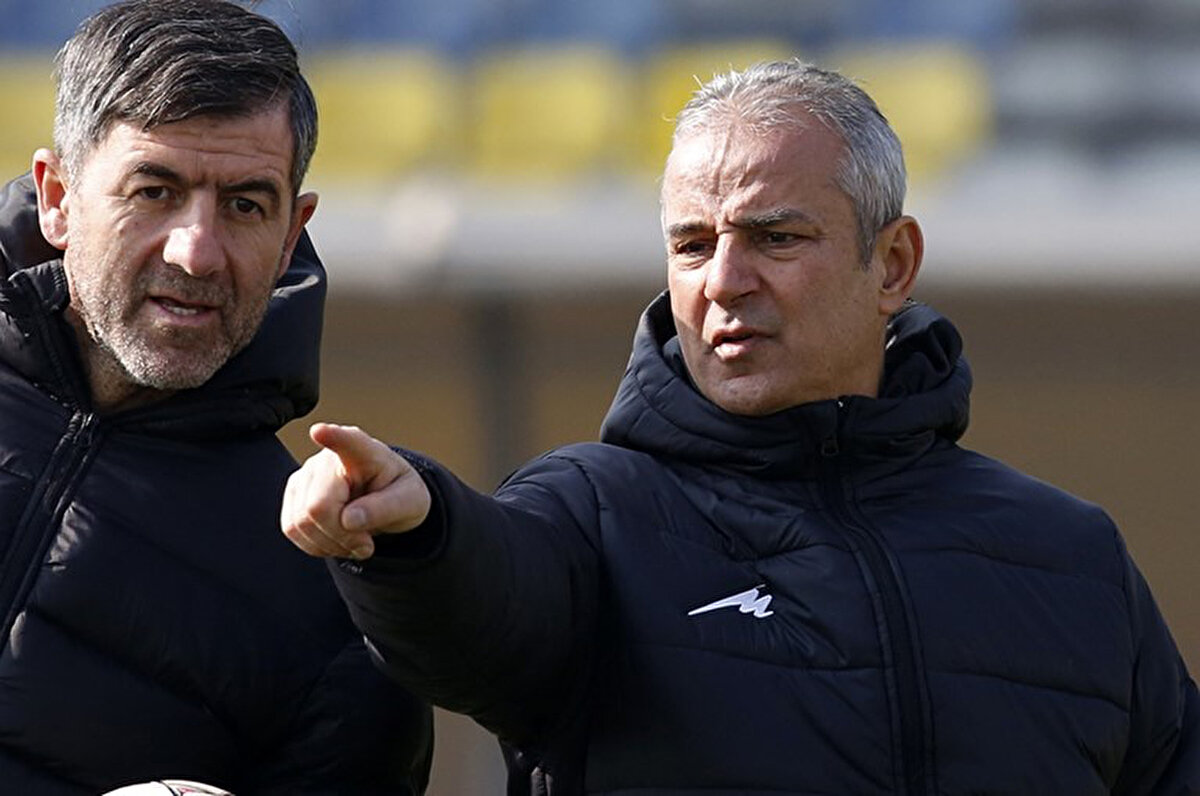 "Sepahan teknik direktör ve oyuncularını bir kez daha tebrik ediyorum. Bugün çok çalışıp stada gelen kardeşlerimiz maçın başından sonuna kadar bize çok güzel destek oldular, kendilerine teşekkür ediyorum. <br>